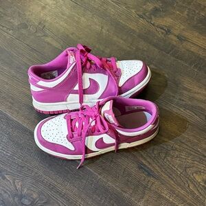 Nike dunks Kids Fuchsia and White Sneakers size 5Y